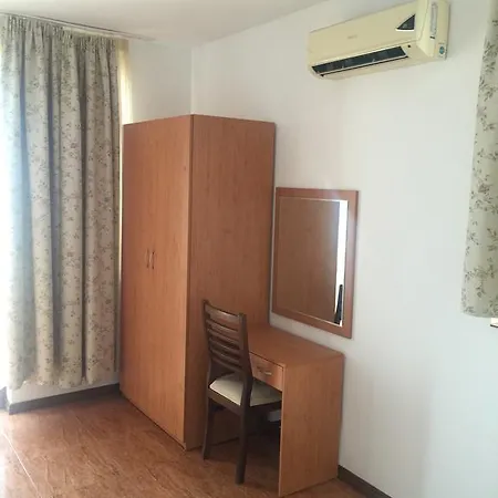 In Tryavna * Sveti Vlas